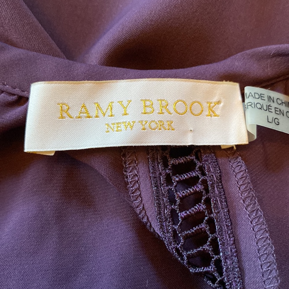Beautiful Ramy Brook cold shoulder blouse - Picture 8 of 9